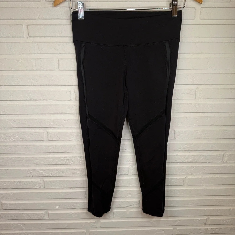 Alo Black Stretch Compression Mesh Cropped Leggings, Women’s Size Extra Small